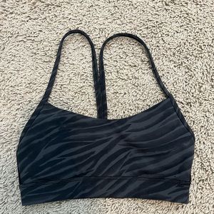 Flow Y lululemon bra